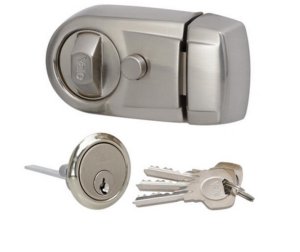 Yale Y3 Nightlatch SN