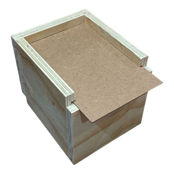 Fishing Earth Worm Bait Box