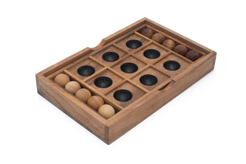 Ball Tic-Tac-Toe / Noughts &amp; Crosses Wooden Board Game