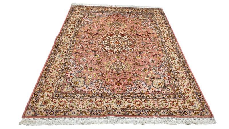 Very Fine Persian Tabriz Carpet 200cm x 150cm Hand Knotted