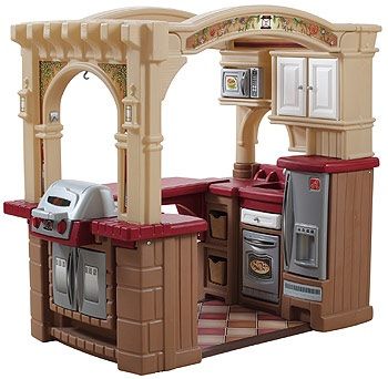 Step 2 Grand Walk-In Kitchen &amp; Grill Playhouse
