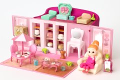 Small Plastic Villa Doll House with Toy Figures Girls Ages 3-6 -E0602
